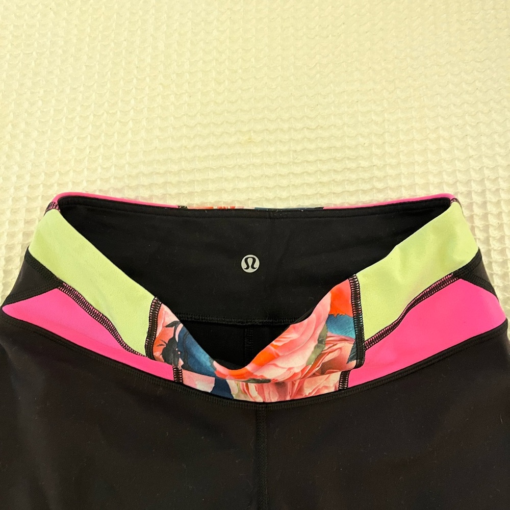 NEW RARE REVERSIBLE Lululemon - Picture 4 of 7